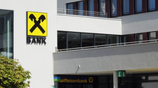 Raiffeisenbank měří uhlíkovou stopu klientů. Ekologie, šmírování, nebo nový trend?